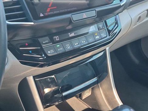 Used 2016 Honda Accord EX-L image 9