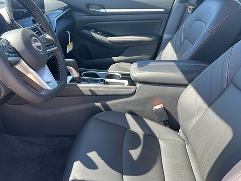 New 2025 Nissan Altima 2.5 SR w/ SR Premium Package image 10