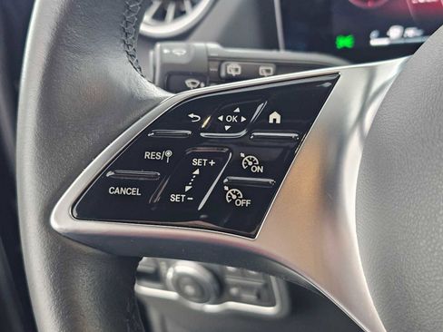 Certified 2025 Mercedes-Benz GLA 250 image 28