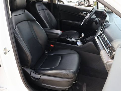 Used 2023 Kia Sportage SX image 18