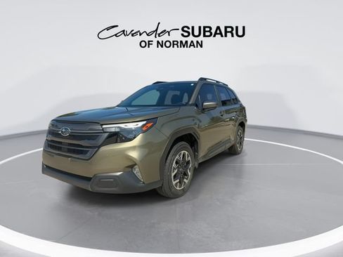 Used 2026 Subaru Forester Premium AWD/4WD image 4