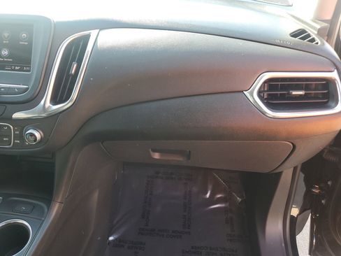 Used 2023 Chevrolet Equinox LT image 34