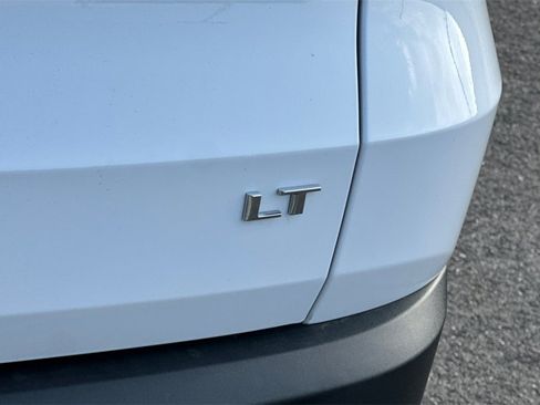 Used 2024 Chevrolet Traverse LT image 33