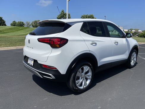 Used 2024 Buick Encore GX Preferred w/ Comfort Package FWD image 5