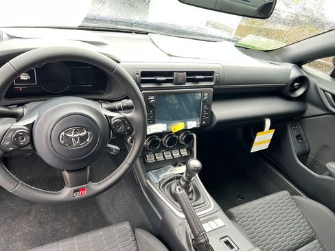New 2026 Toyota GR86 image 18