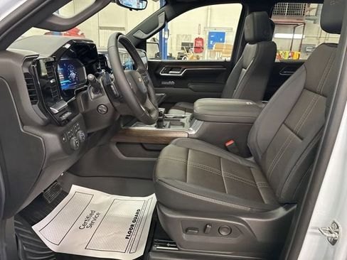 New 2026 Chevrolet Silverado 1500 High Country w/ Technology Package AWD/4WD image 11