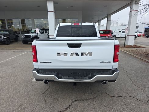 New 2026 RAM 1500 4x4 Crew Cab image 5