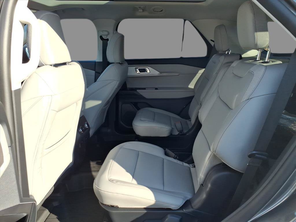 New 2026 Ford Explorer Active w/ Active Comfort Package AWD/4WD image 5