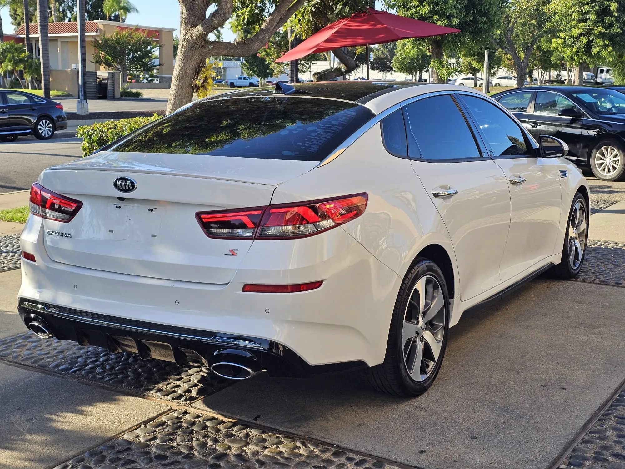 Used 2019 Kia Optima S w/ S Panoramic Sunroof Package FWD image 5