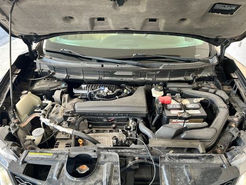 Used 2016 Nissan Rogue SL image 4