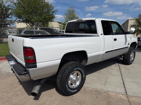 Used 2001 Dodge Ram 2500 Truck 4x4 Quad Cab image 3