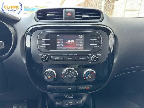 Used 2016 Kia Soul ! image 27