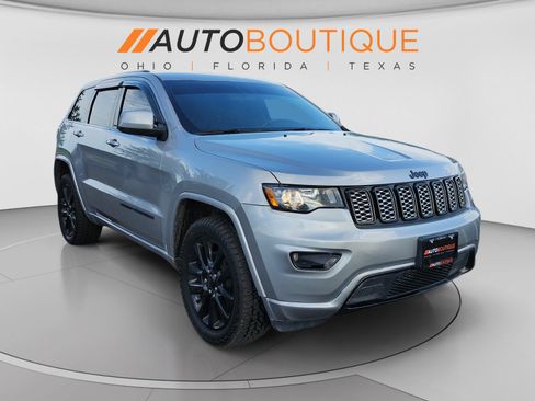 Used 2021 Jeep Grand Cherokee Laredo X AWD/4WD image 7