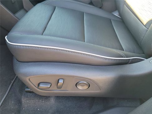New 2026 Buick Enclave Sport Touring w/ Power Package AWD/4WD image 18