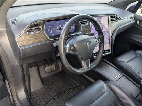 Used 2016 Tesla Model X 75D image 10
