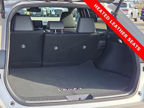 Used 2021 Toyota Venza Limited image 9