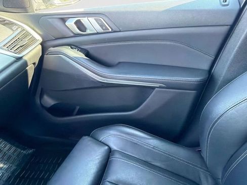 Used 2019 BMW X5 xDrive40i AWD/4WD image 26
