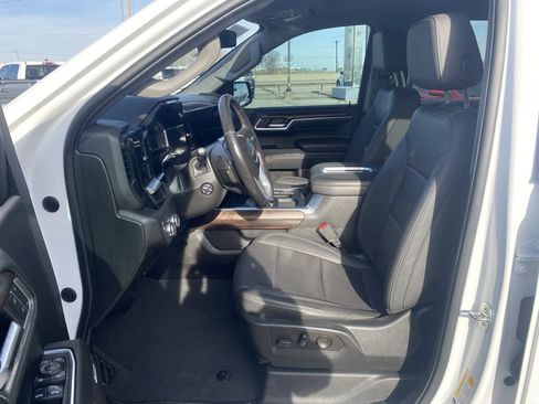 Used 2022 GMC Sierra 1500 SLT image 10