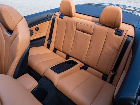 Used 2019 BMW 430i xDrive Convertible w/ M Sport Package image 21