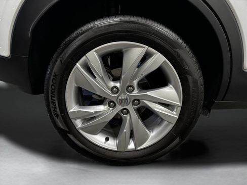 Used 2025 Buick Encore GX Preferred image 47