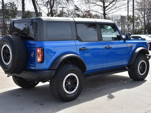 Used 2022 Ford Bronco Badlands image 7