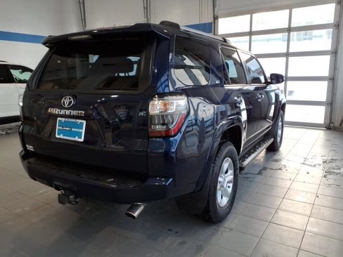 Used 2020 Toyota 4Runner SR5 Premium w/ Moonroof Package image 4