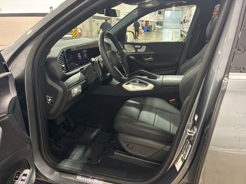 Used 2025 Mercedes-Benz GLE 450e 4MATIC image 14