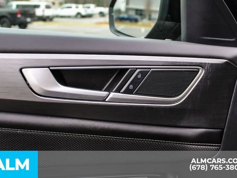 Used 2025 Volkswagen Atlas Cross Sport SE FWD image 37