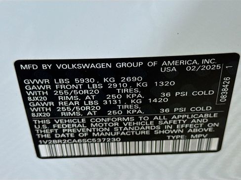 Certified 2025 Volkswagen Atlas SEL AWD/4WD image 33