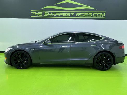 Used 2015 Tesla Model S 85D AWD/4WD image 5
