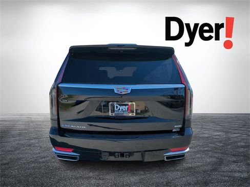 Used 2022 Cadillac Escalade ESV Premium Luxury image 5