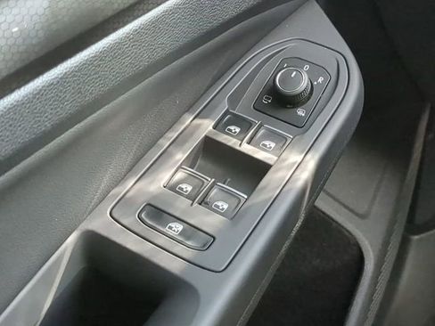 Used 2024 Volkswagen GTI SE FWD image 26