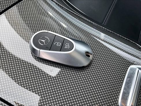 Certified 2023 Mercedes-Benz C 300 4MATIC Sedan image 10