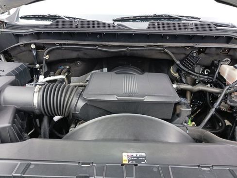 Used 2022 Chevrolet Silverado 2500 Custom w/ Custom Value Package image 14