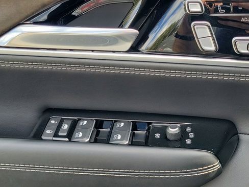 Used 2022 Jeep Grand Wagoneer Series II w/ Premium Group II image 31