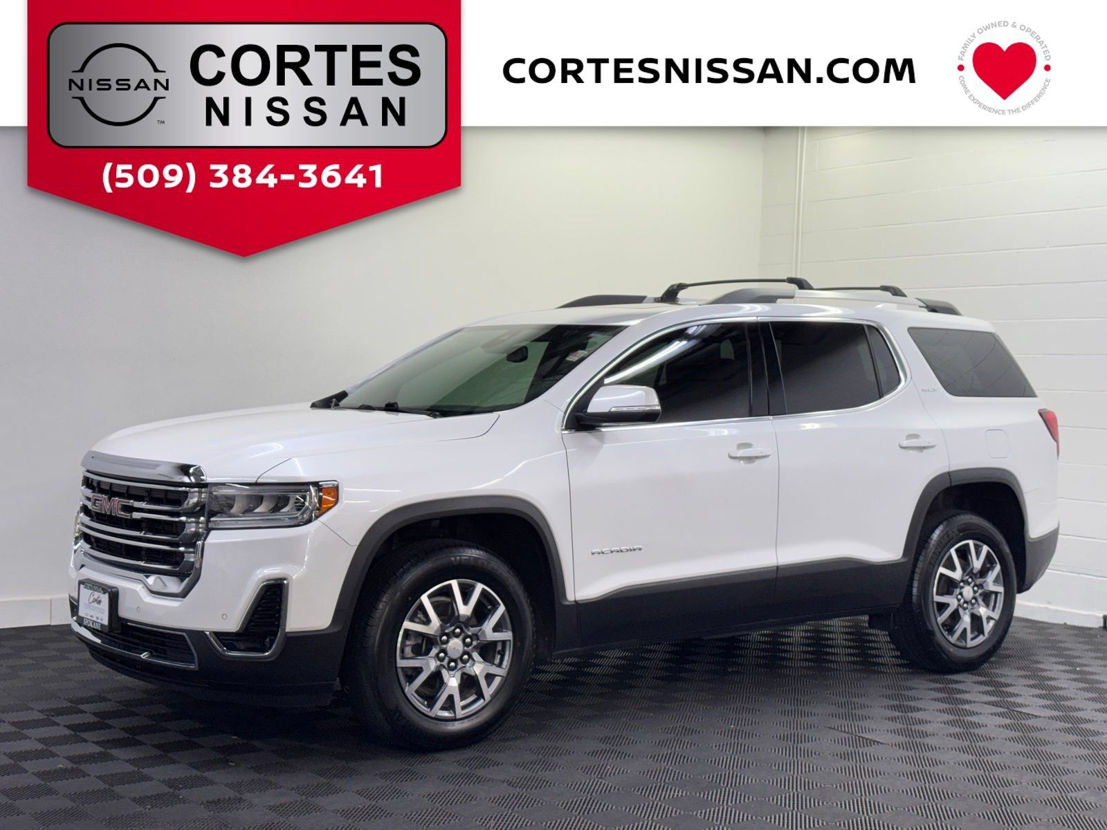 Used 2023 GMC Acadia SLT w/ Preferred Package AWD/4WD image 1