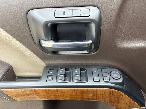 Used 2017 GMC Sierra 1500 SLT w/ SLT Premium Package image 16