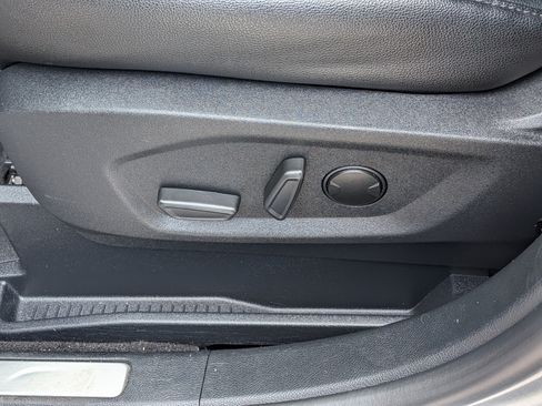 Used 2024 Ford Edge Titanium AWD/4WD image 22