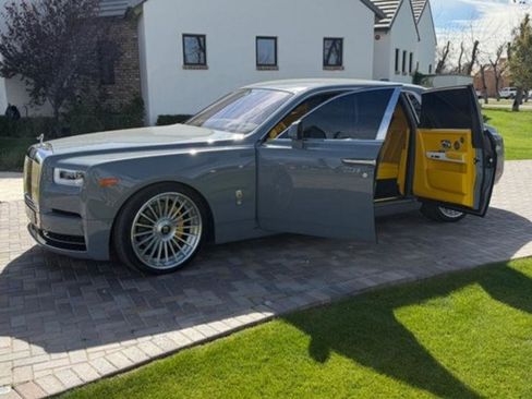 Used 2018 Rolls-Royce Phantom Sedan image 14