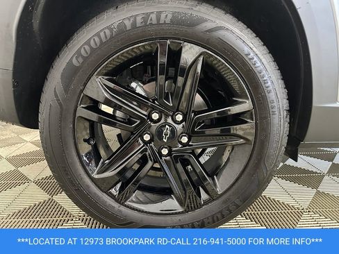 Used 2025 Chevrolet Trax ACTIV w/ Sunroof Package FWD image 26