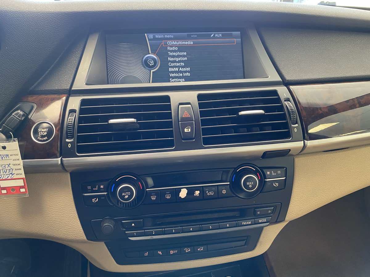 Used 2010 BMW X5 xDrive30i AWD/4WD image 17