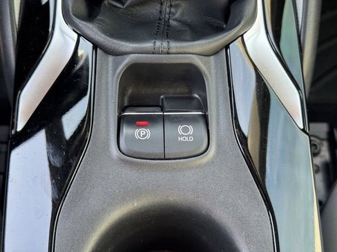 Used 2020 Toyota Corolla XSE image 23