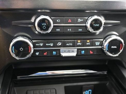 New 2026 Ford F250 Lariat w/ Tremor Off-Road Package AWD/4WD image 23