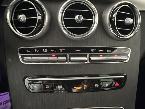 Used 2022 Mercedes-Benz GLC 300 4MATIC image 20