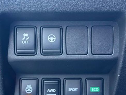 Used 2022 Nissan Rogue Sport SL image 26