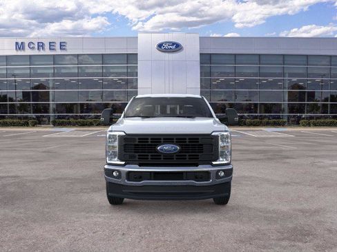 New 2026 Ford F250 XL w/ XL Chrome Package AWD/4WD image 6