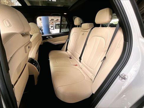 Used 2020 BMW X5 sDrive40i w/ Convenience Package image 19