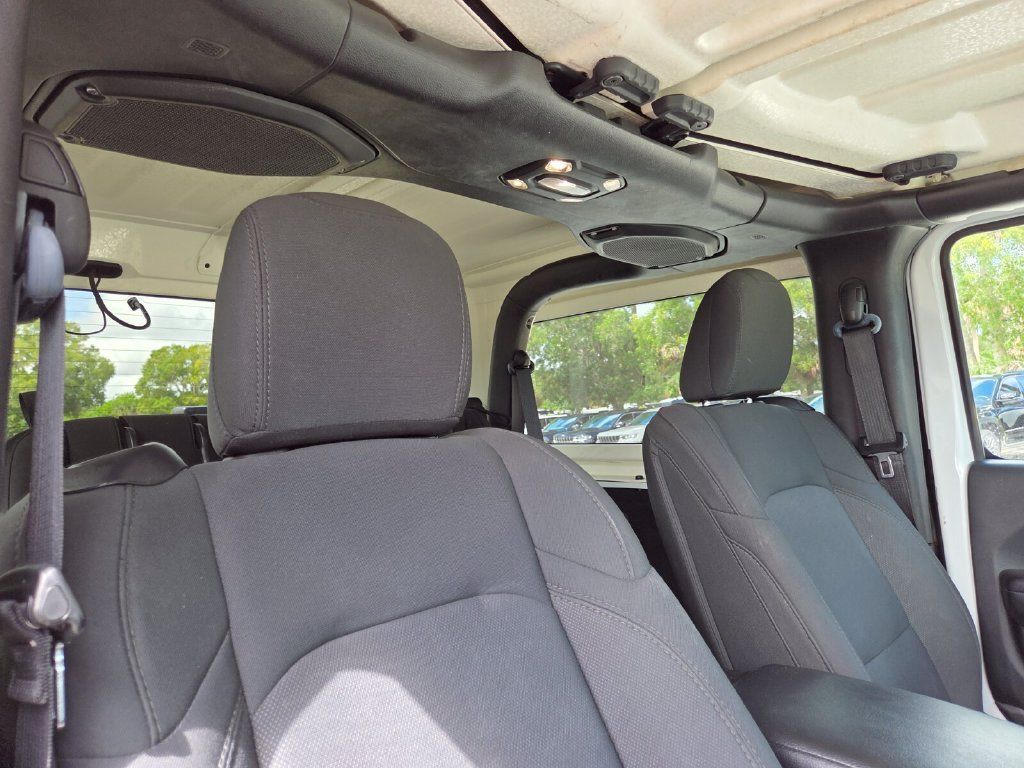 Used 2020 Jeep Wrangler Sport AWD/4WD image 16