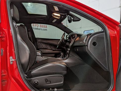 Used 2019 Dodge Charger Scat Pack w/ Dynamics Package image 23