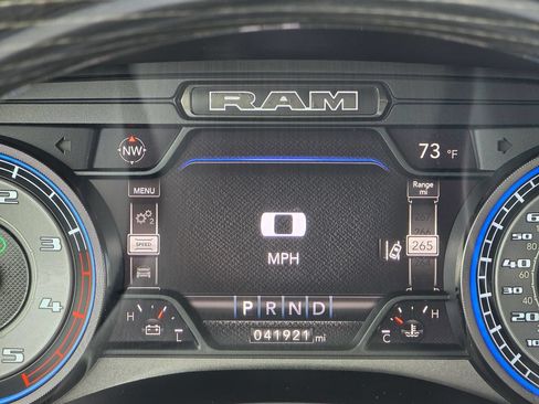 Used 2022 RAM 2500 Limited AWD/4WD image 35